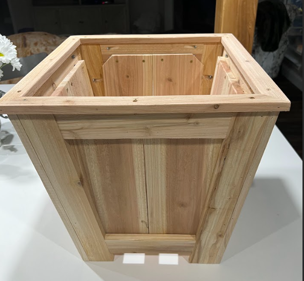 Small Cedar Planter